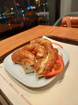 Simit, tomatoes, and a city not yet awake