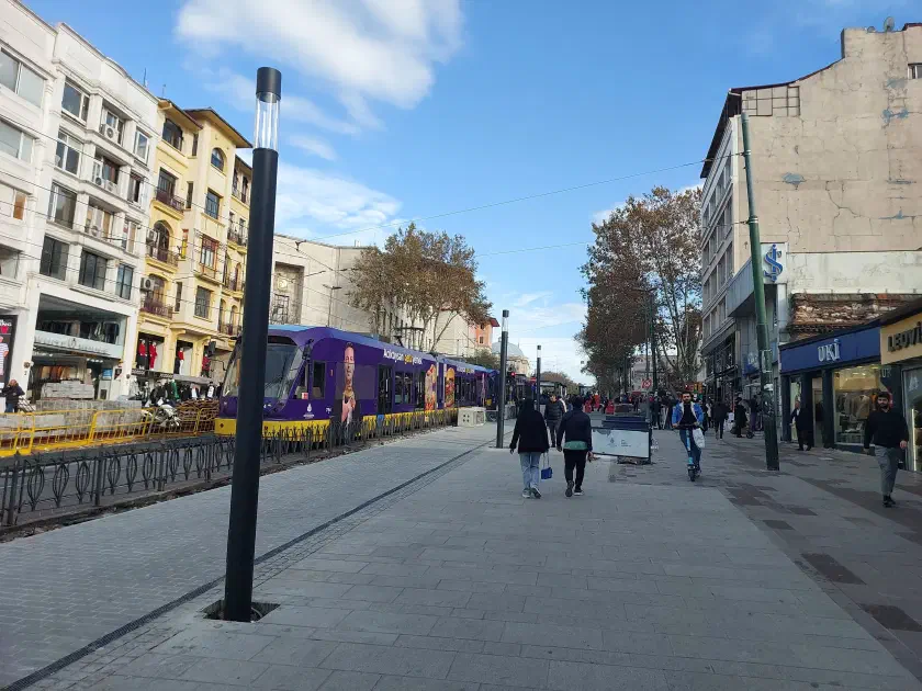 Trams gliding through Ordu Caddesi